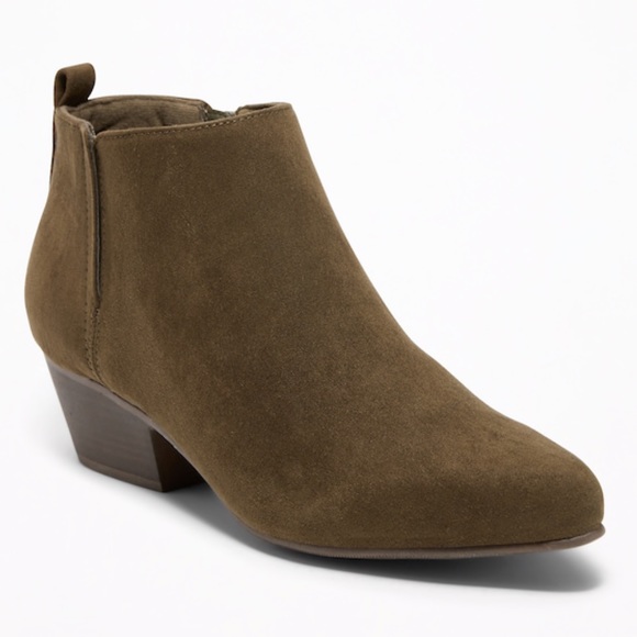 Old Navy Shoes - NWT Olive Suede Booties✨